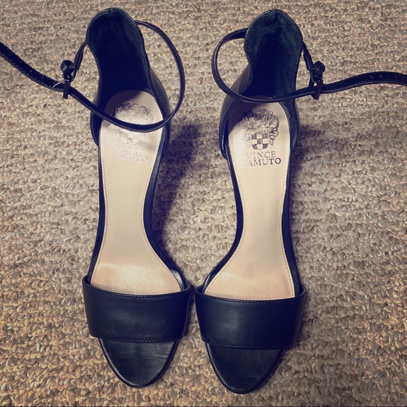 vince camuto lauralie black